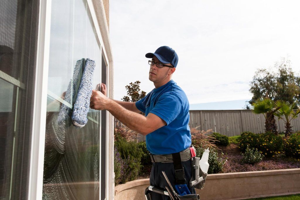 Residential window cleaning in Centennial, CO